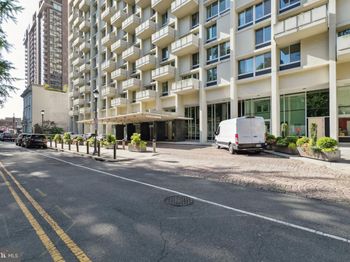 604 S Washington Square