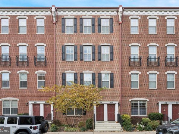 610 Captains Way, Philadelphia PA 19146