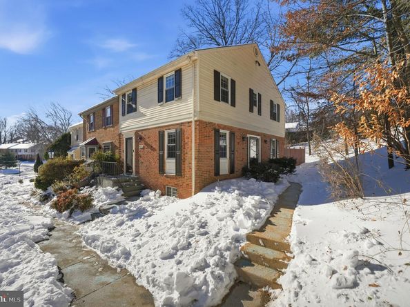 9652 Lindenbrook Street, Fairfax VA 22031