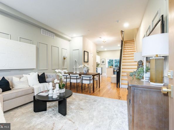 109 Watkins Street, Philadelphia PA 19148