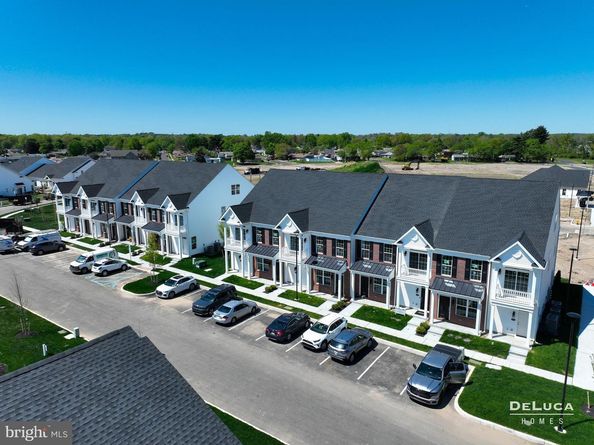 10 Ivy Lane, Levittown PA 19055