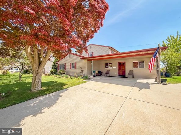 169 Crabtree Drive, Levittown PA 19055