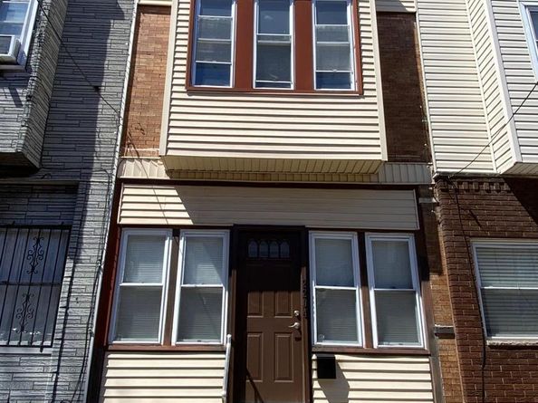 2204 S Woodstock Street, Philadelphia PA 19145