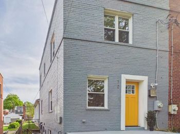 70 Darrington Street SW