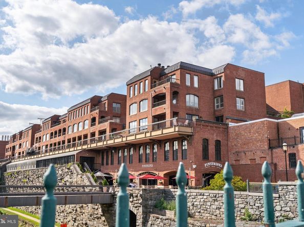 1080 Wisconsin Avenue NW 1003, Washington DC 20007