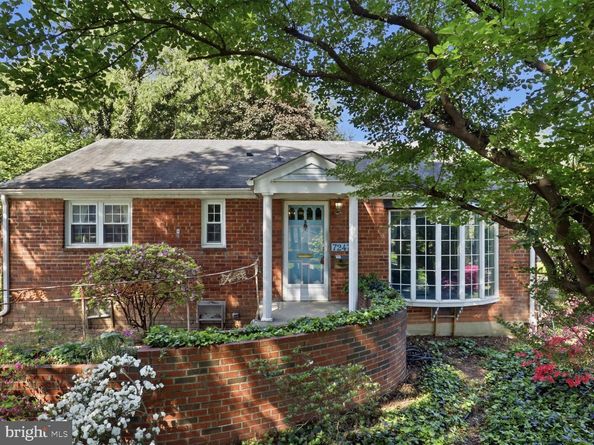 7247 Deborah Drive, Falls Church VA 22046