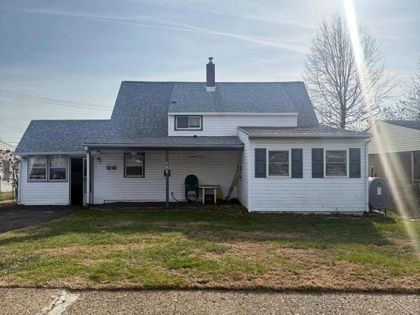 86 Wildflower, Levittown PA 19057