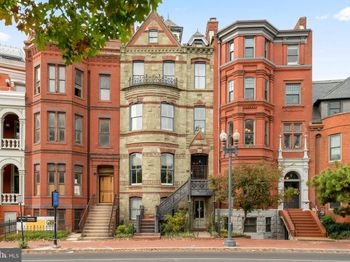 6 Logan Circle NW