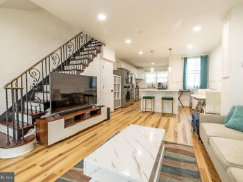 7337 Chelwynde Avenue