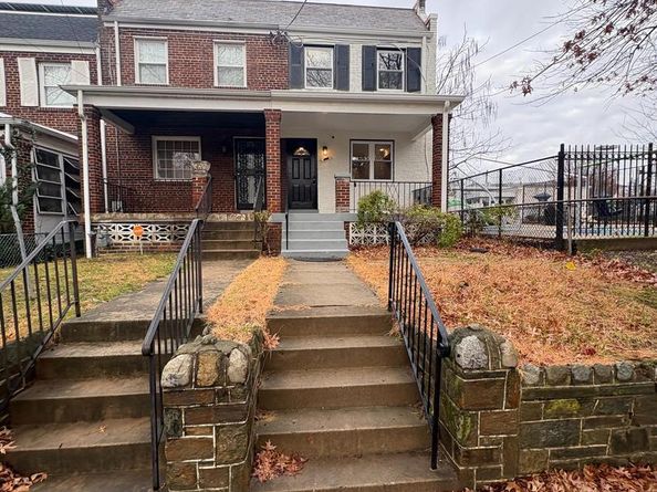 2325 14TH Street NE, Washington DC 20018