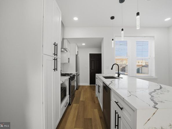 1829 E Airdrie Street, Philadelphia PA 19124