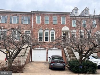 9572 Lagersfield Circle
