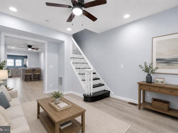 3004 Euclid Avenue, Philadelphia PA 19121