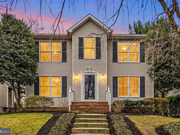 8 Wyoming Court, Bethesda MD 20816