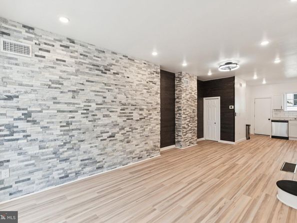 2242 S Bonsall Street, Philadelphia PA 19145