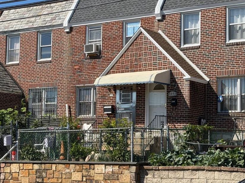 7256 Large Street, Philadelphia PA 19149