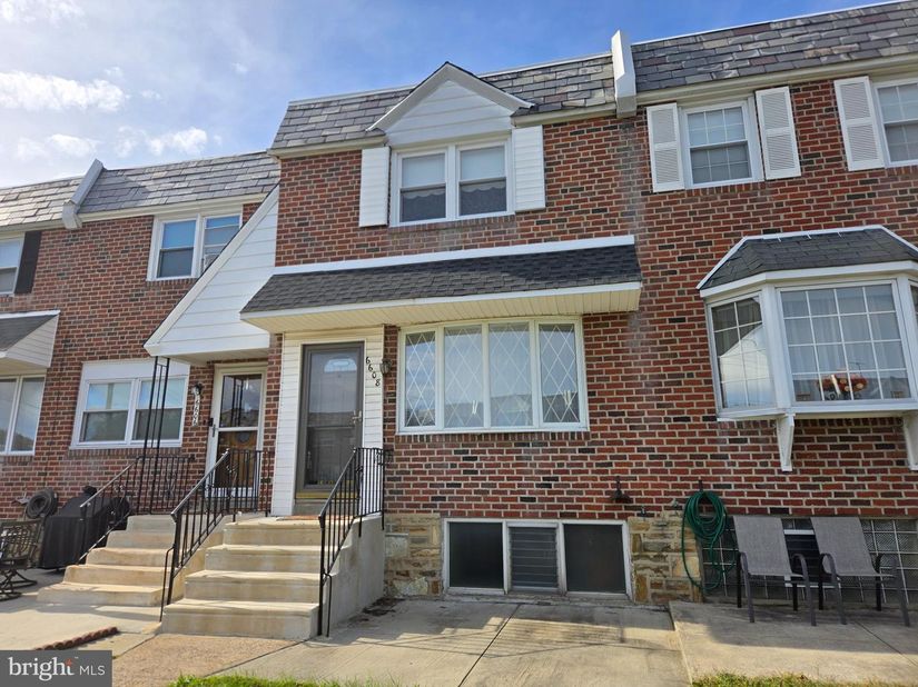 6608 Claridge Street, Philadelphia PA 19111
