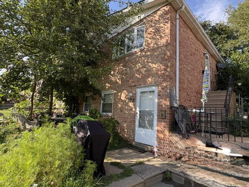 523 Foster Street, Philadelphia PA 19116