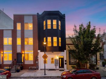 952 N Marshall Street
