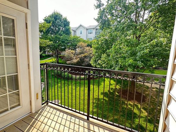 1580 Spring Gate Drive 4216, Mclean VA 22102