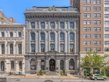 421 Chestnut Street