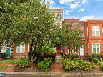1530 3rd Street NW