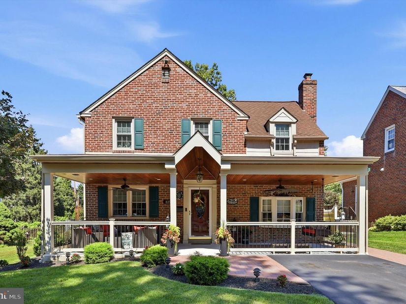 829 Terwood Rd Road, Drexel Hill PA 19026