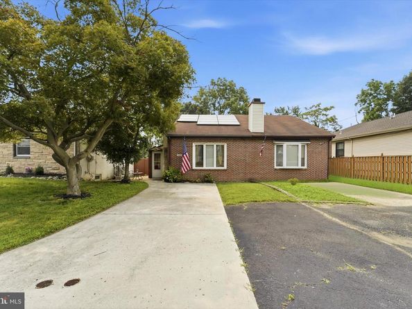 9209 Hegerman Street, Philadelphia PA 19114