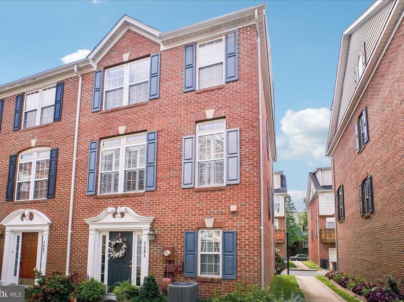 3683 Madison View Lane, Falls Church VA 22041