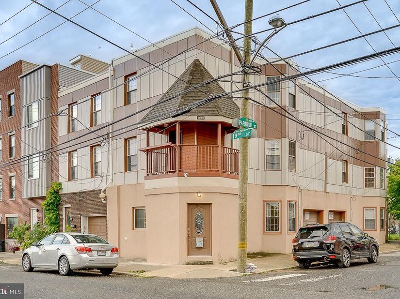 840 N 19TH Street A, Philadelphia PA 19130