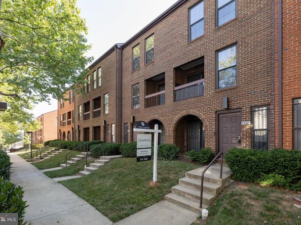 1827 Channing Street NE 1827, Washington DC 20018