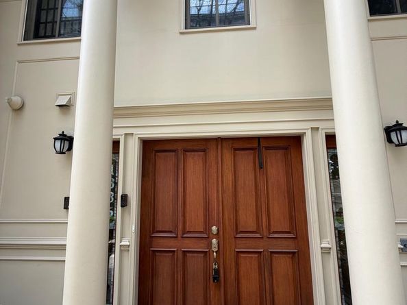 1335 N 14TH Street N, Arlington VA 22209