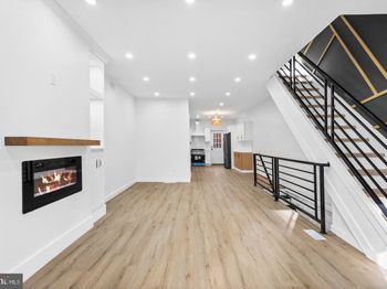 5541 Race Street