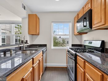 3868 9TH Street SE