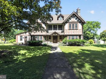 1 Latham Park