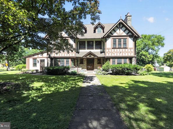 1 Latham Park, Elkins Park PA 19027