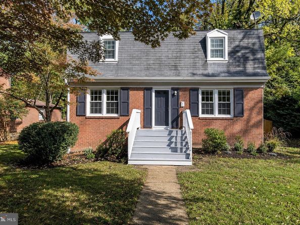 6526 Oakwood Drive, Falls Church VA 22041