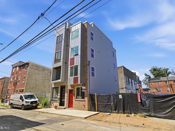 1511 W Flora Street, Philadelphia PA 19121