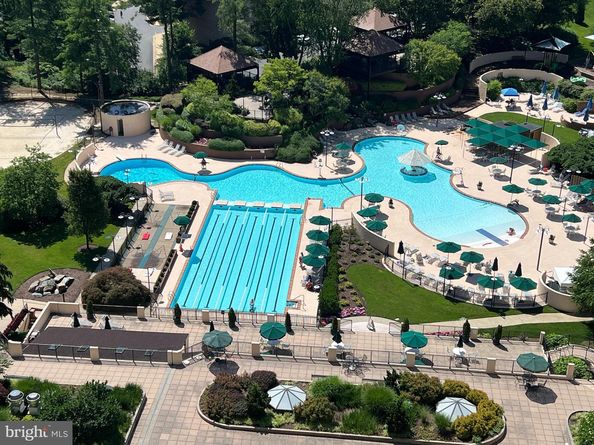 205 Yoakum Parkway 1020, Alexandria VA 22304