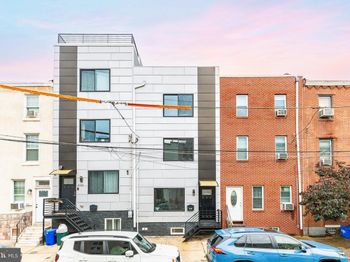 2726 Edgemont Street