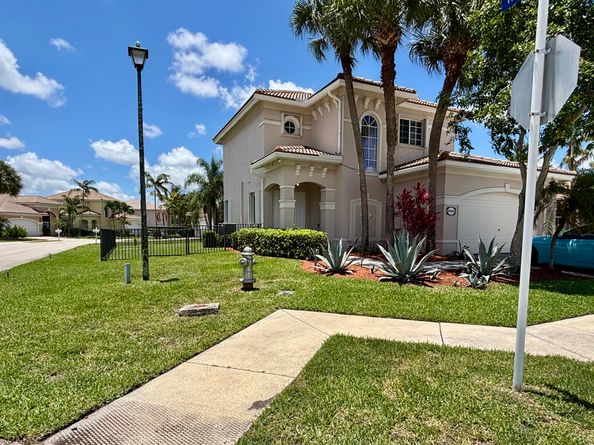 8586 White Cay, West Palm Beach FL 33411