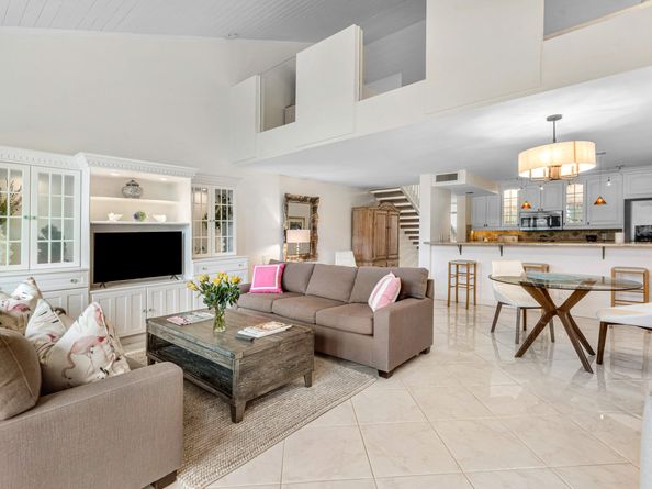 301 Old Meadow Way, Palm Beach Gardens FL 33418