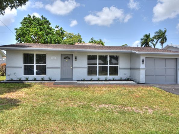 11451 NW 37th St, Sunrise FL 33323