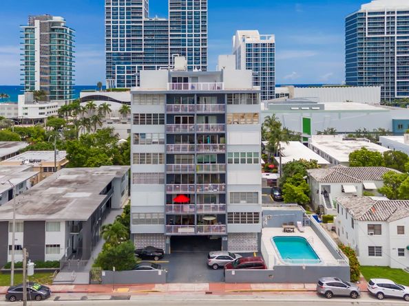 6855 Abbott Ave 201, Miami Beach FL 33141