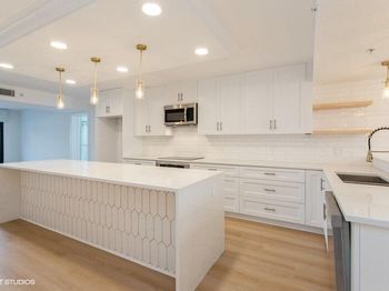 601 Seafarer Circle