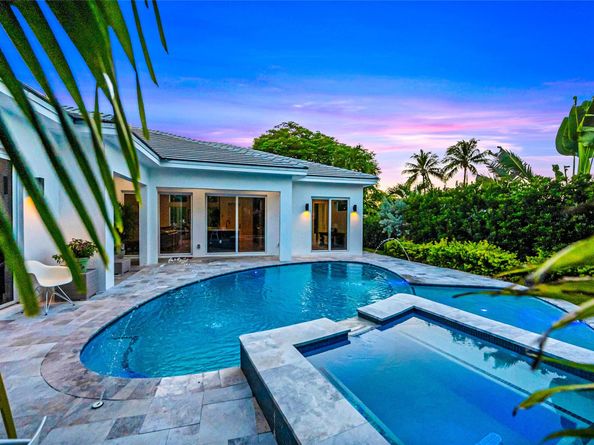 4440 NE 15th Ter, Oakland Park FL 33334