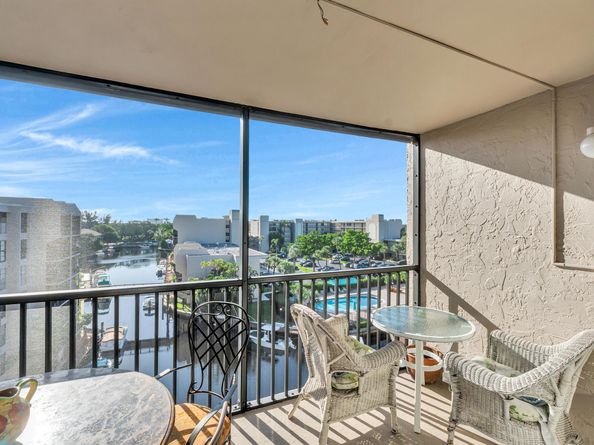 4 Royal Palm Way 601, Boca Raton FL 33432
