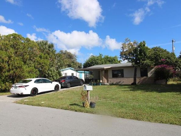 5702 Briarwood Street, Mangonia Park FL 33407