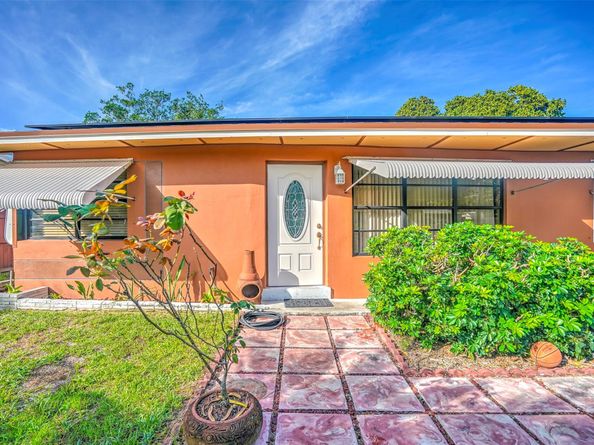 4271 NE 11th Ter, Pompano Beach FL 33064