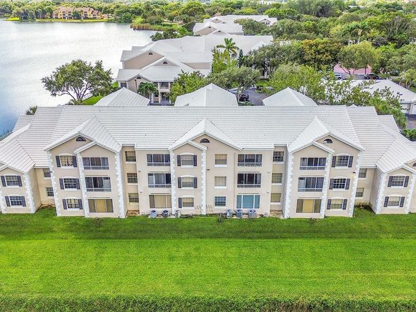 2841 N Oakland Forest Dr 106, Oakland Park FL 33309